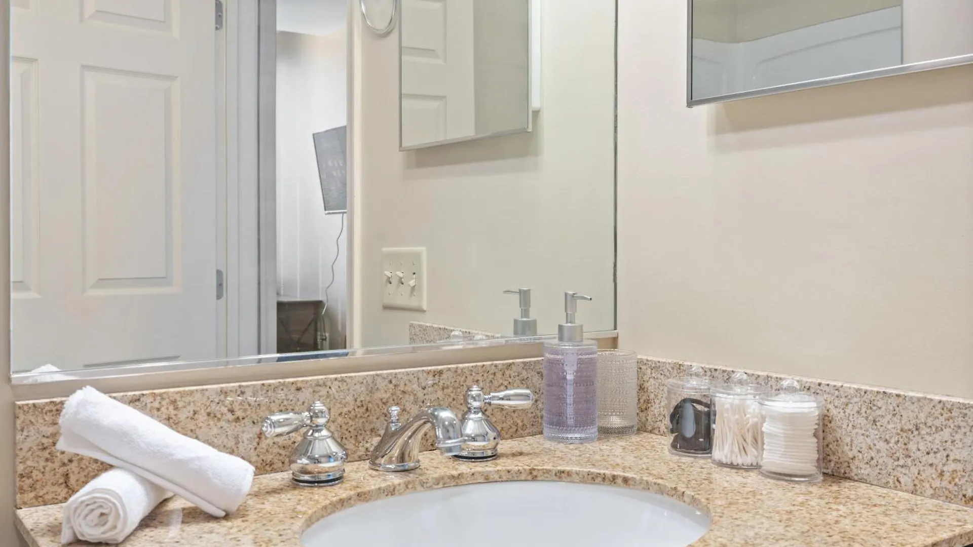 Elegant 1Bd High Rise With City Views In Dt Pitts Pittsburgh Amerikai Egyesült Államok